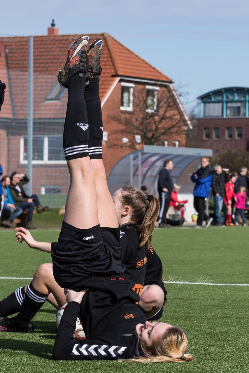 Bild 1913 - B-Juniorinnen SG Weststeinburg/Bei - SV Fisia 03 : Ergebnis: 1:2